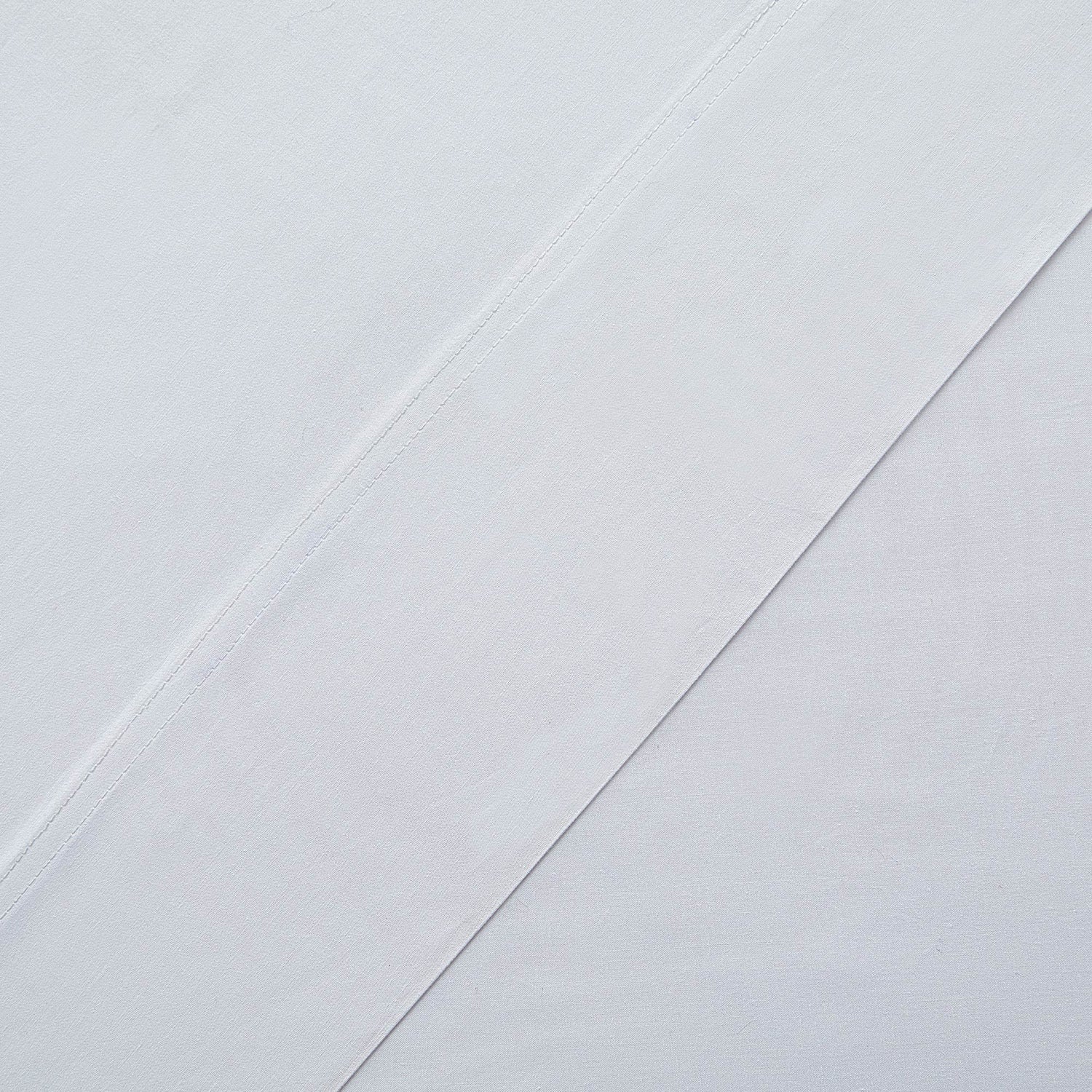 200 Thread Count Cotton 4-Piece Sheet Set White - Seam