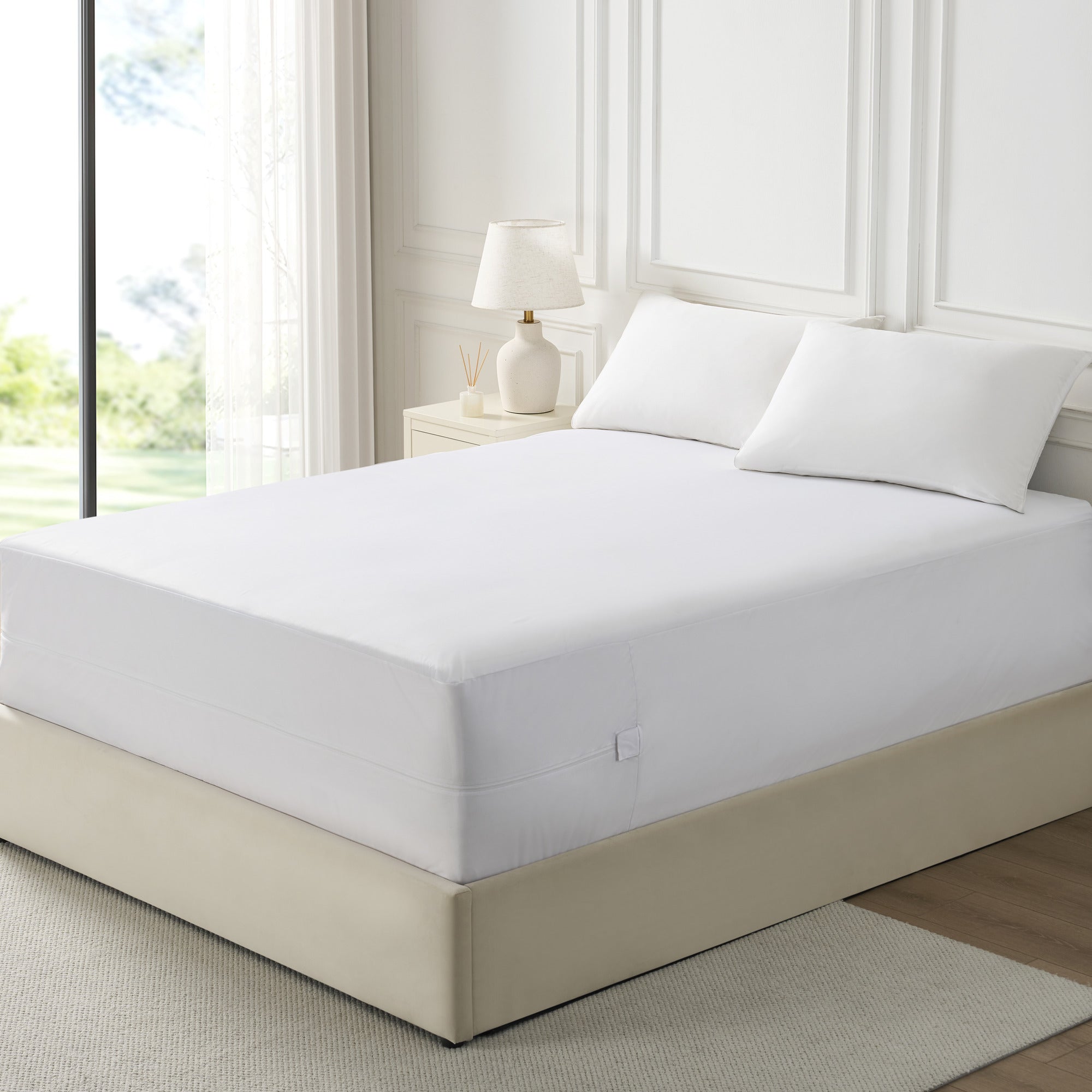 Mattress Encasement 100% Waterproof, Bed Bug Proof, Zippered Protector
