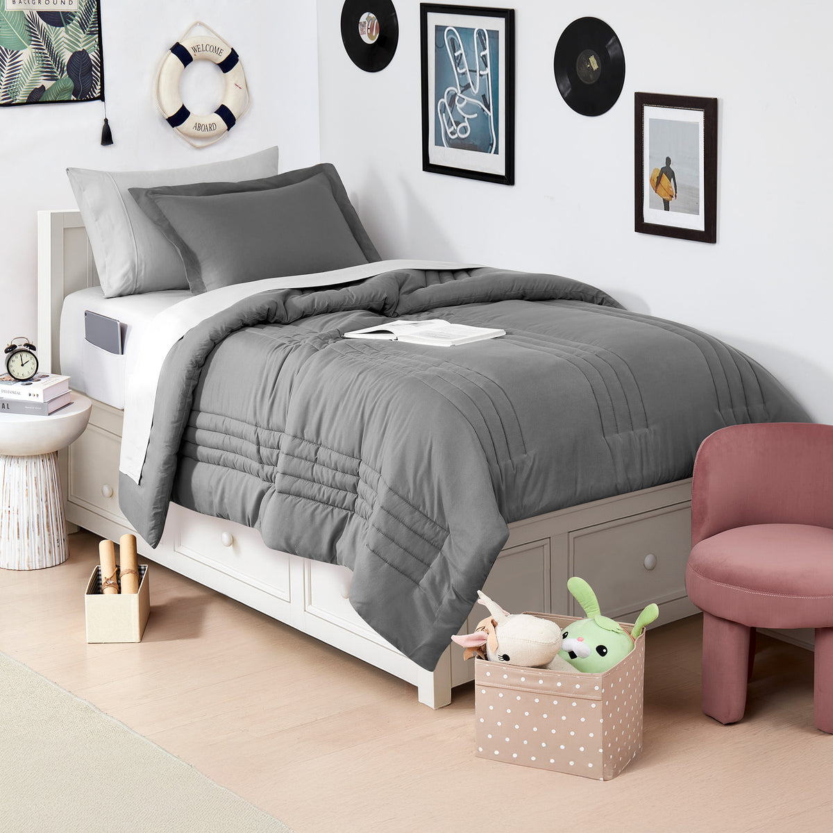 Twin Size Comforter Set Quilted Stripe Bedding Bundle ?– Comforter, Mattress Protector, Sheets with Pockets on the Side & Built-in Corner Strap ?– Fitted Sheet Media Pocket for Devices, Gray/Silver