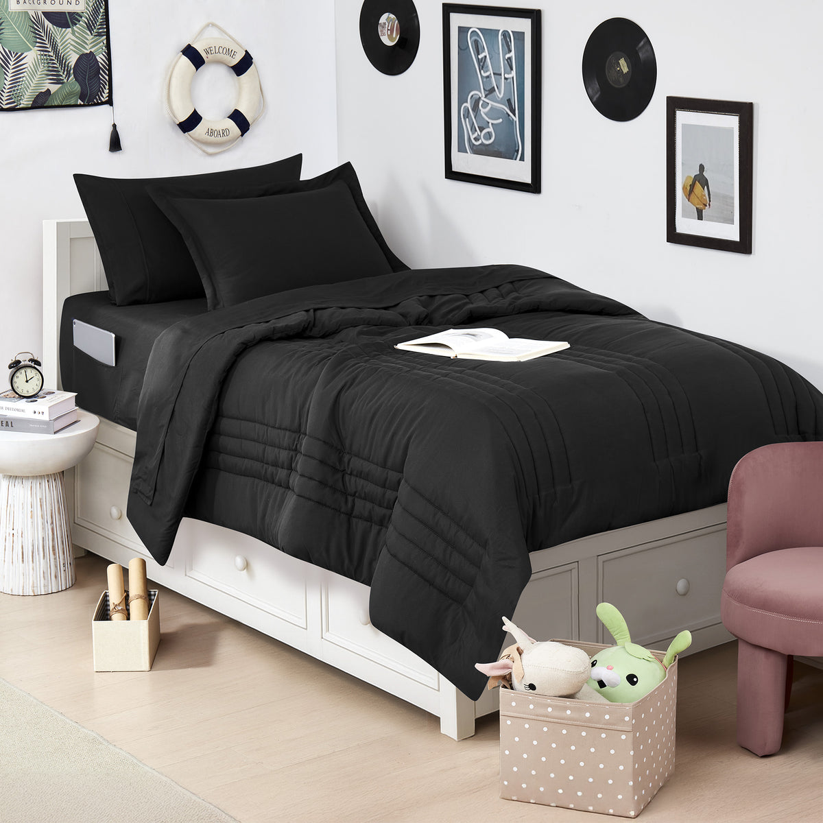 Dorm Room Essentials Twin XL Comforter Set Bedding ?– College-Ready Bundle with Comforter, Mattress Protector & Sheets with Pockets on the Side & Built-in Corner Strap ?– Media Pocket for Device