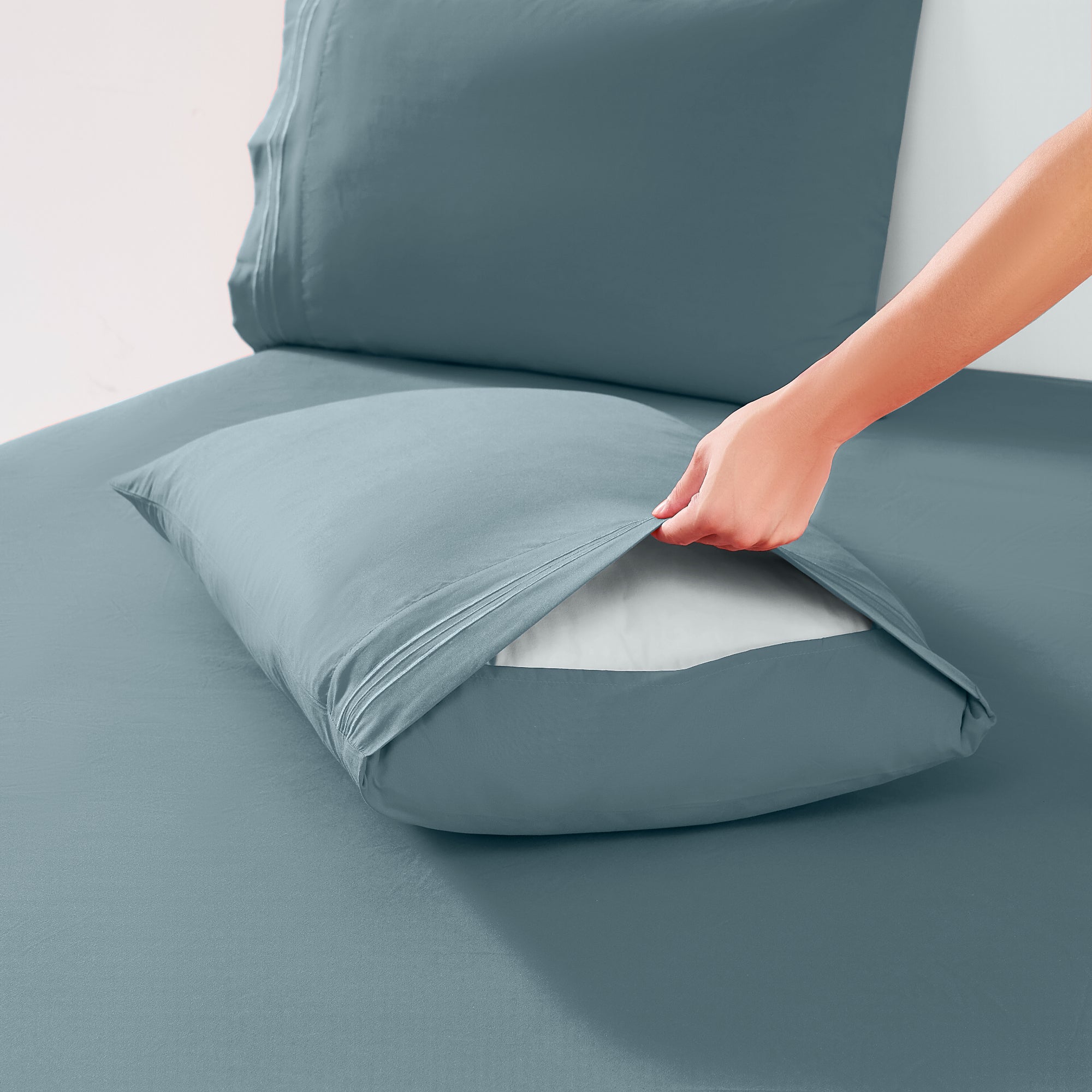 Split Head King Sheets Set for Adjustable Beds 4 Piece Flex Top Bed Sheets – Deep Pocket Split Top Fitted Sheet with Built-In Corner Straps, Luxury Soft Cooling Bedding, Wrinkle Resistant, Misty Blue