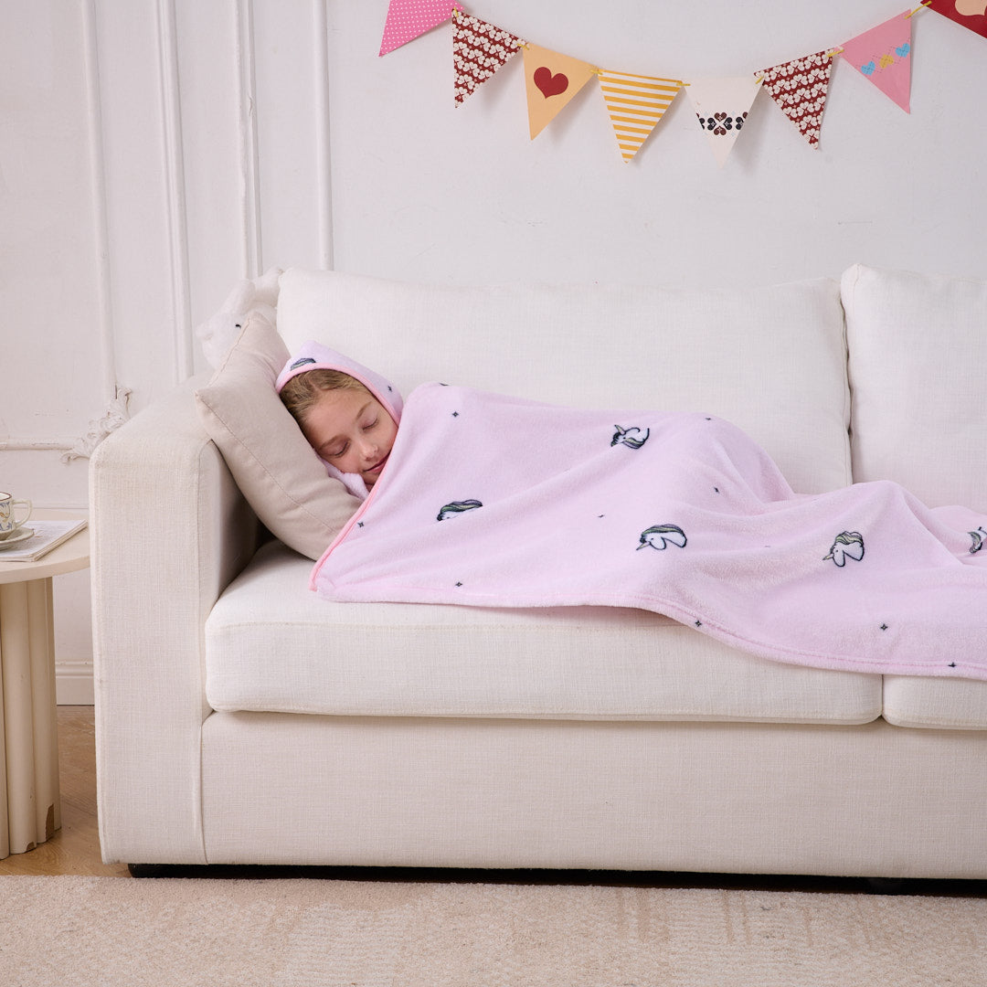 Kids' Hooded Blanket 50" Wide x 45" Length - Unicorn