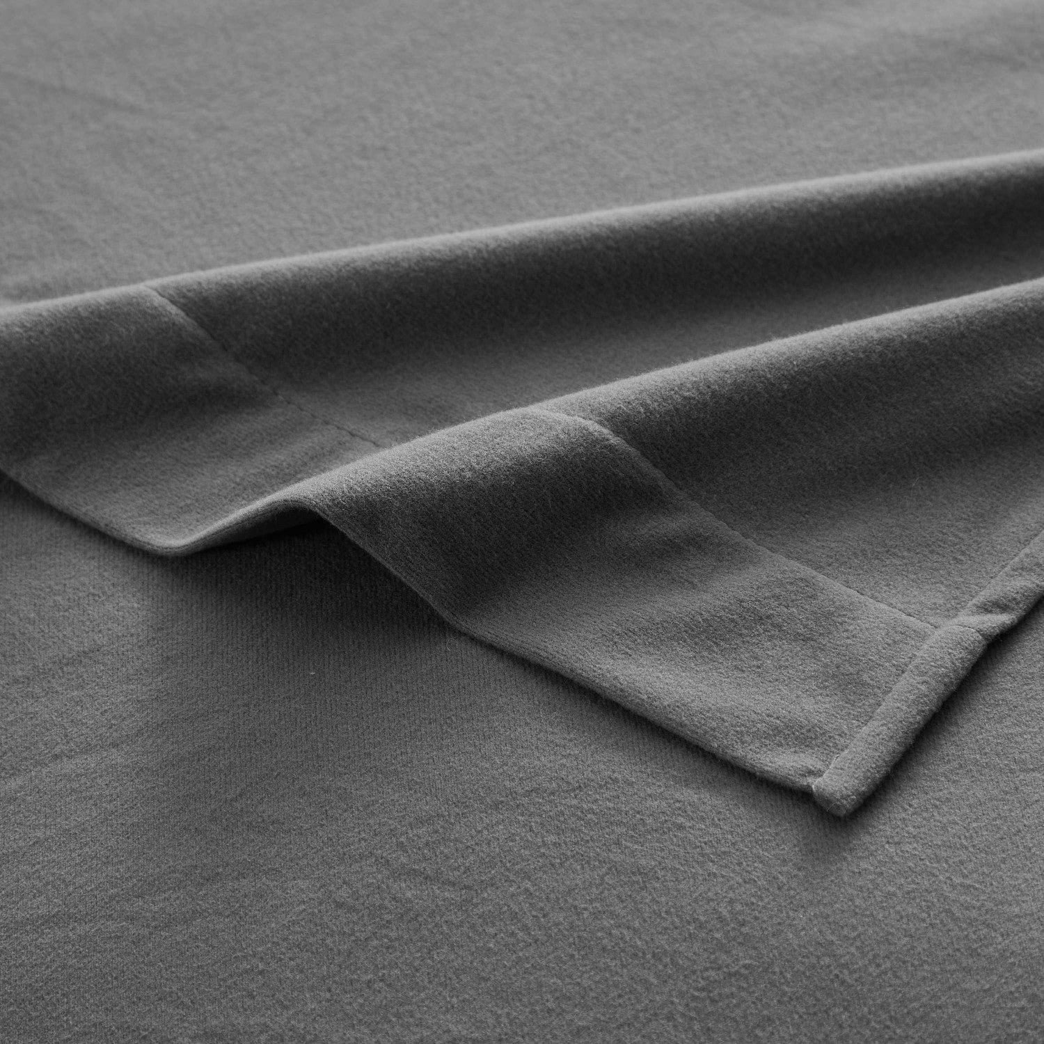 Flannel 4-Piece Sheet Set Gray - Corner