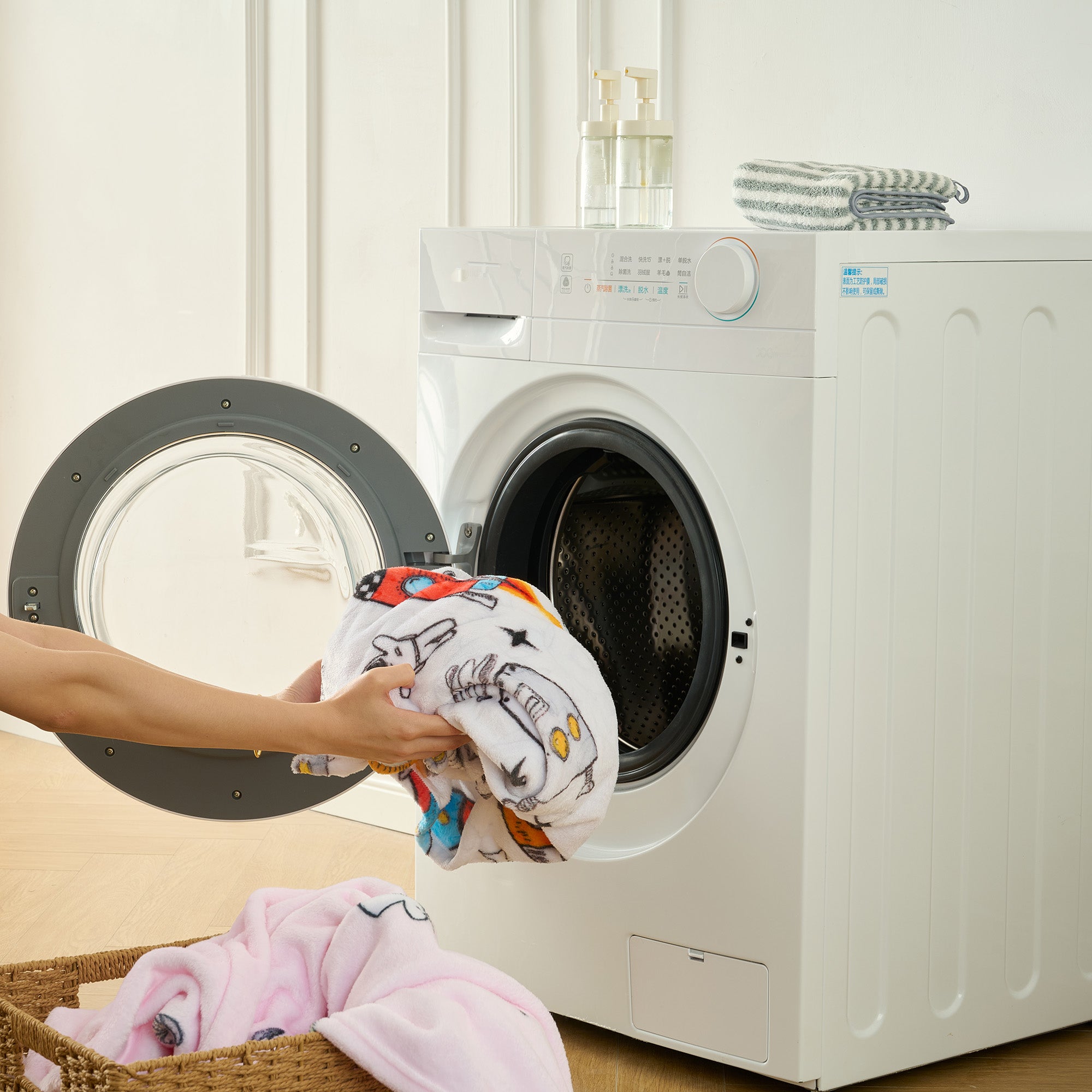 Kids' Hooded Blanket 50" Wide x 45" Length - Floating in Space