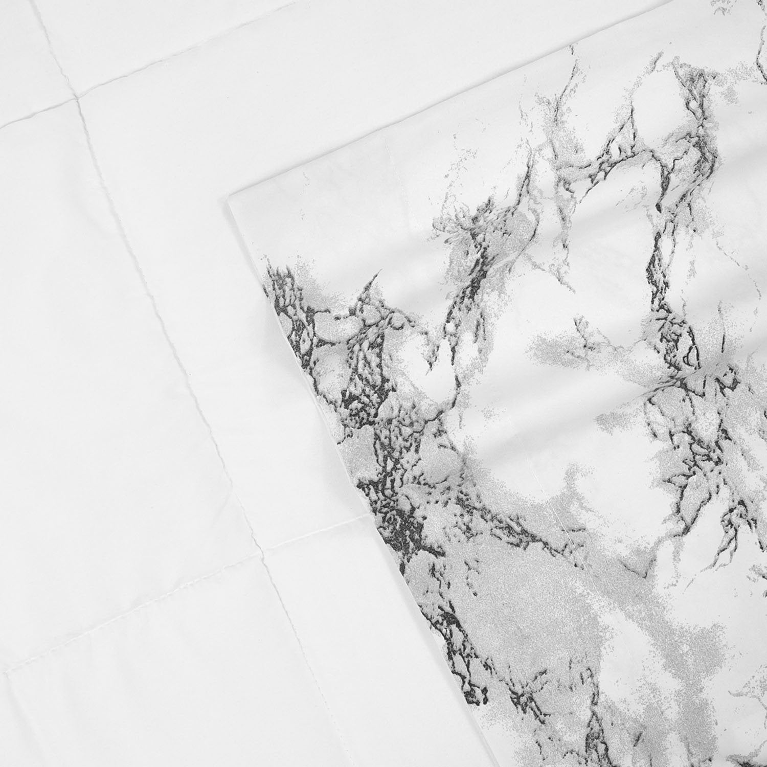 Comforter & Marble Print Sheet Set White - Pattern