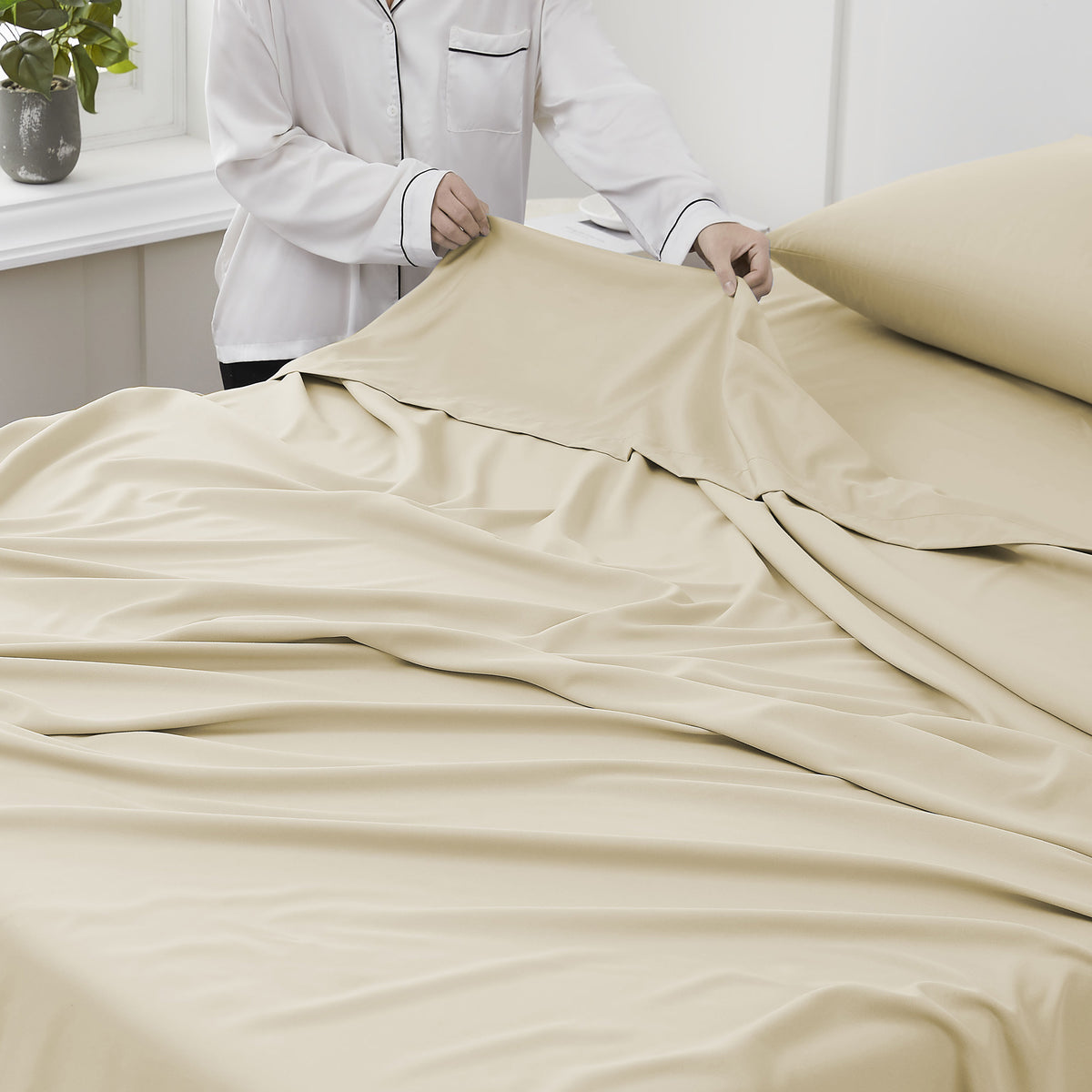 Single Flat/Top Sheet Ultra Soft Double Brushed Microfiber