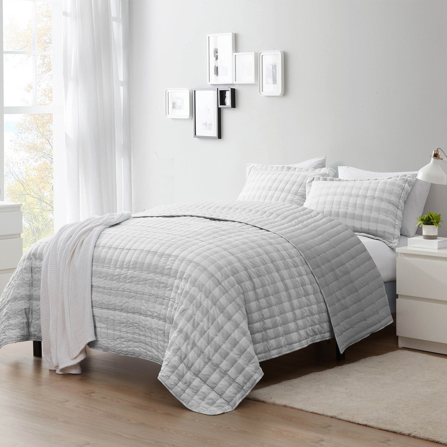 Embroidered Checkered 3-Piece Quilt Set Gray - Bed