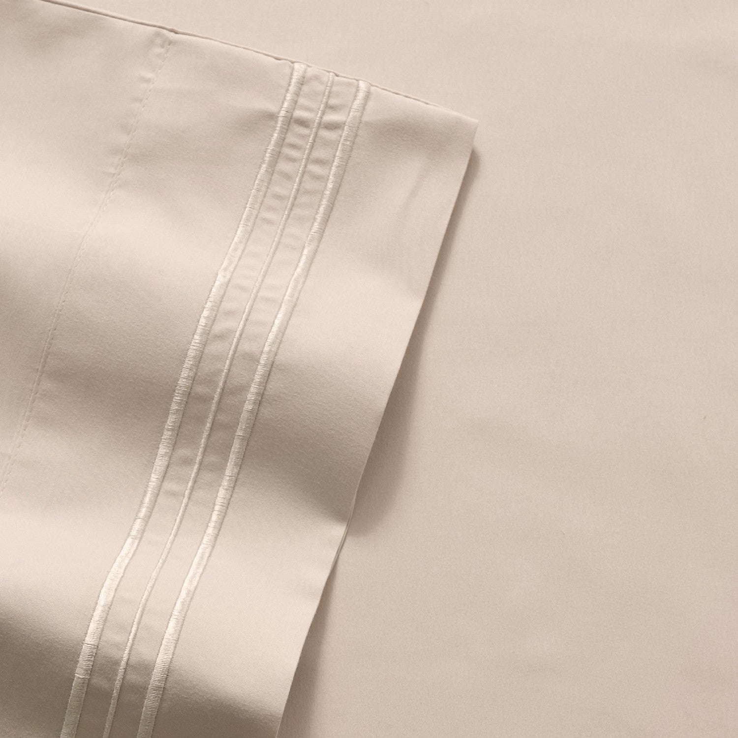 Classic 4-Piece Bed Sheet Set (Beige) - Fabric