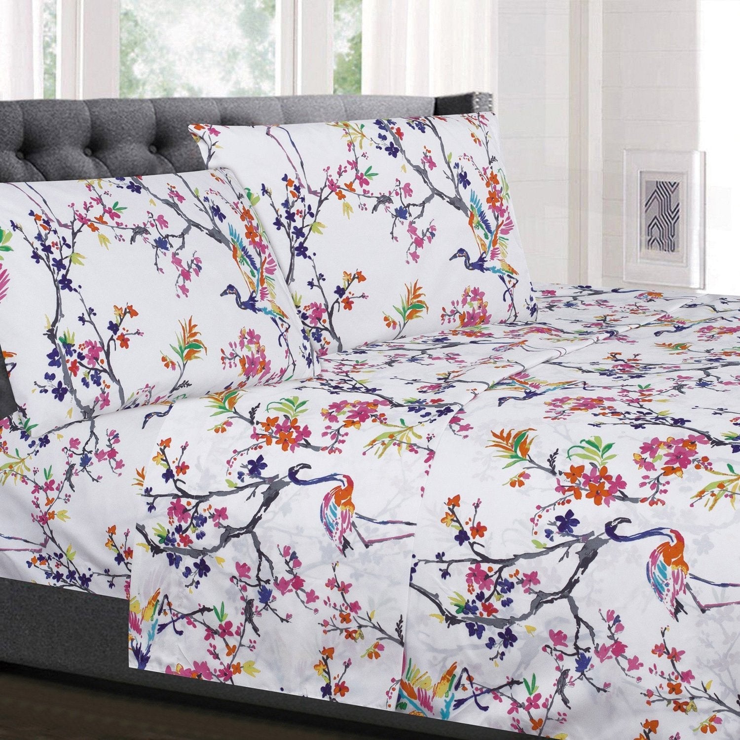 Classic 4-Piece Bed Sheet Set (Botanical) - Bed