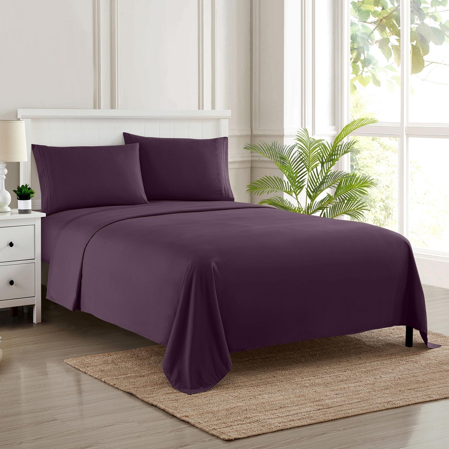 Classic 4-Piece Bed Sheet Set (Eggplant) - Bed