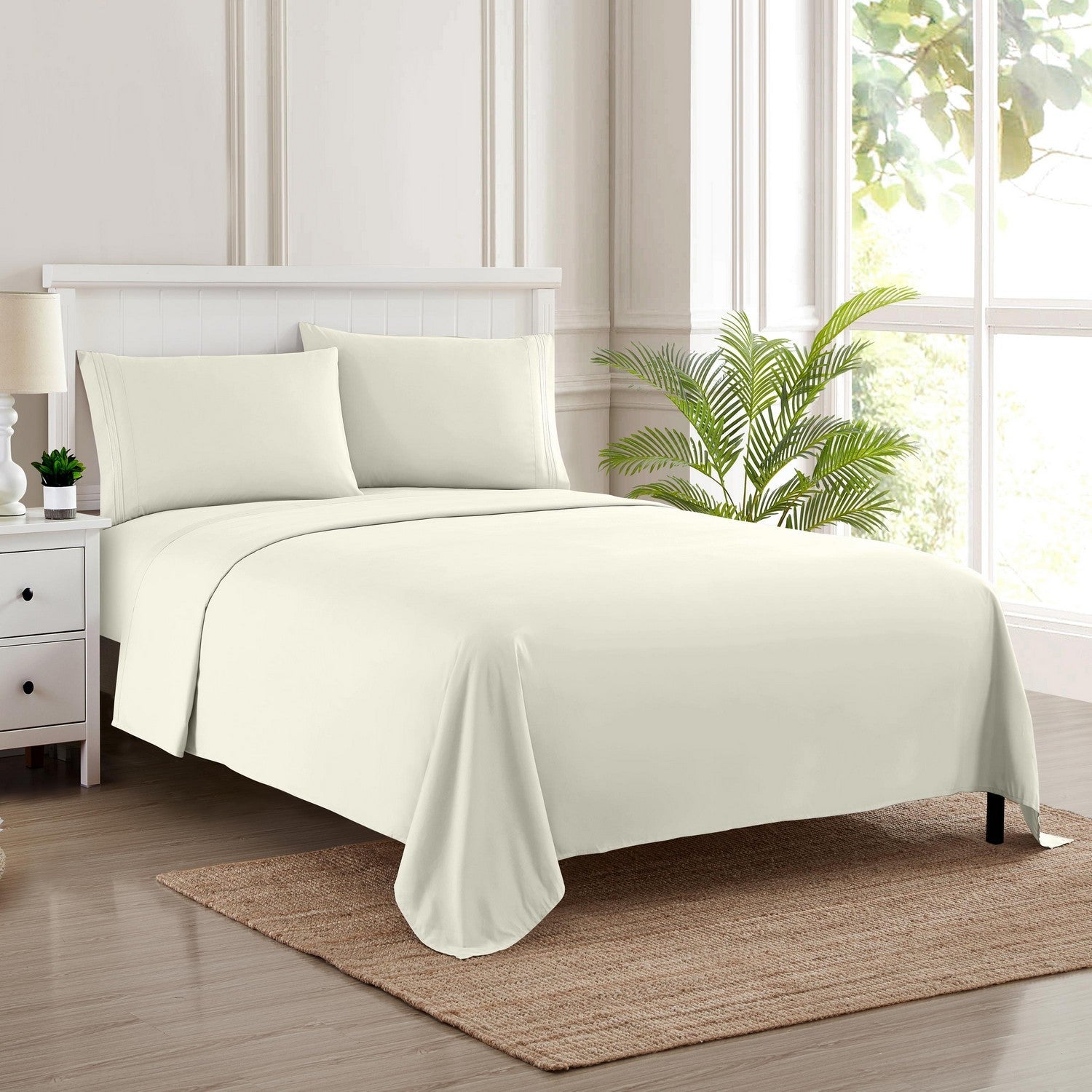 Classic 4-Piece Bed Sheet Set (Ivory) - Bed