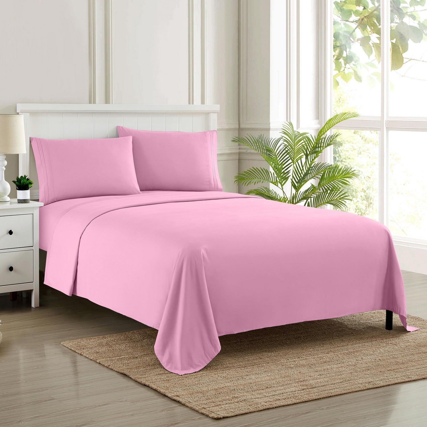Classic 4-Piece Bed Sheet Set (Pink) - Bed