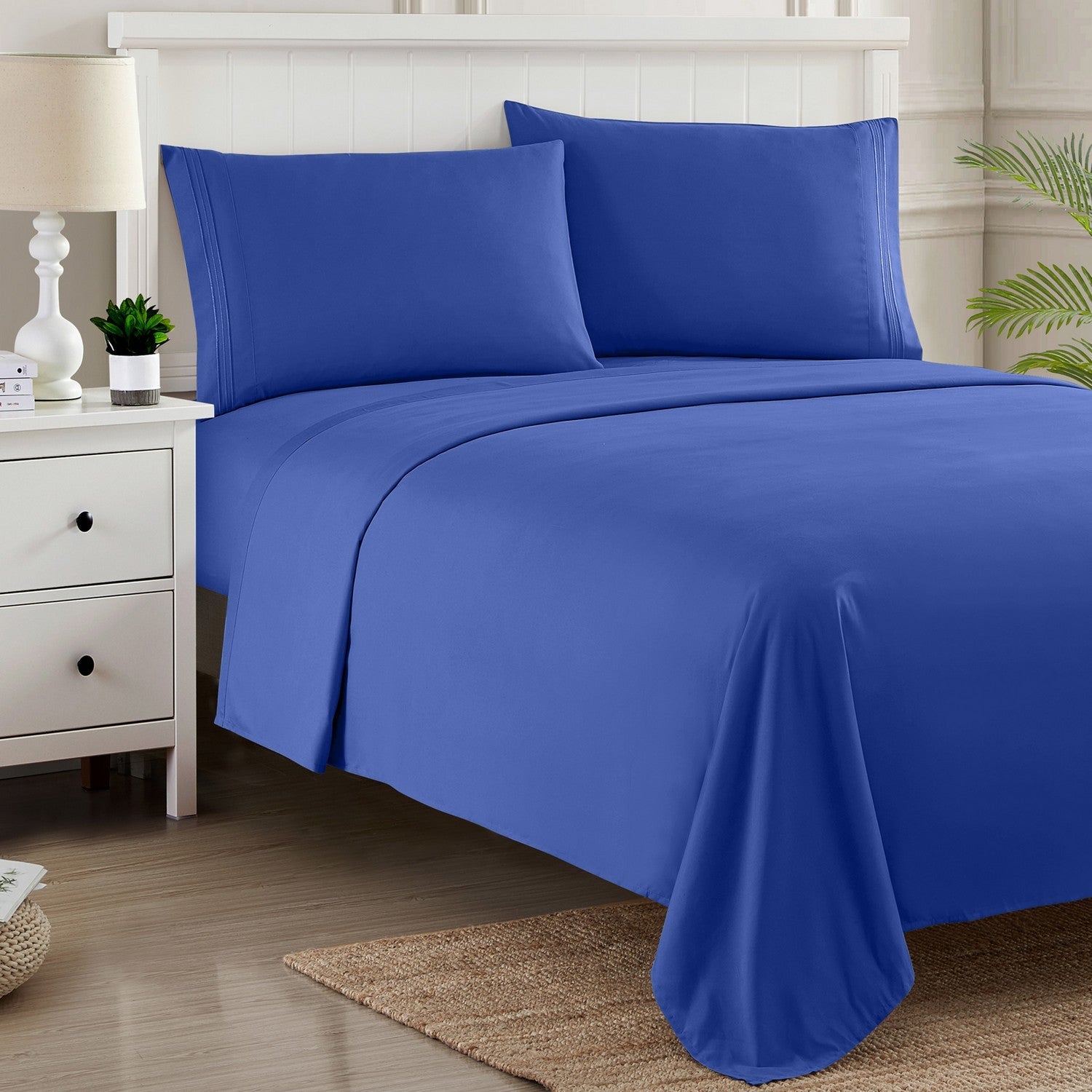 Classic 4-Piece Bed Sheet Set (Royal Blue) - Bed 2