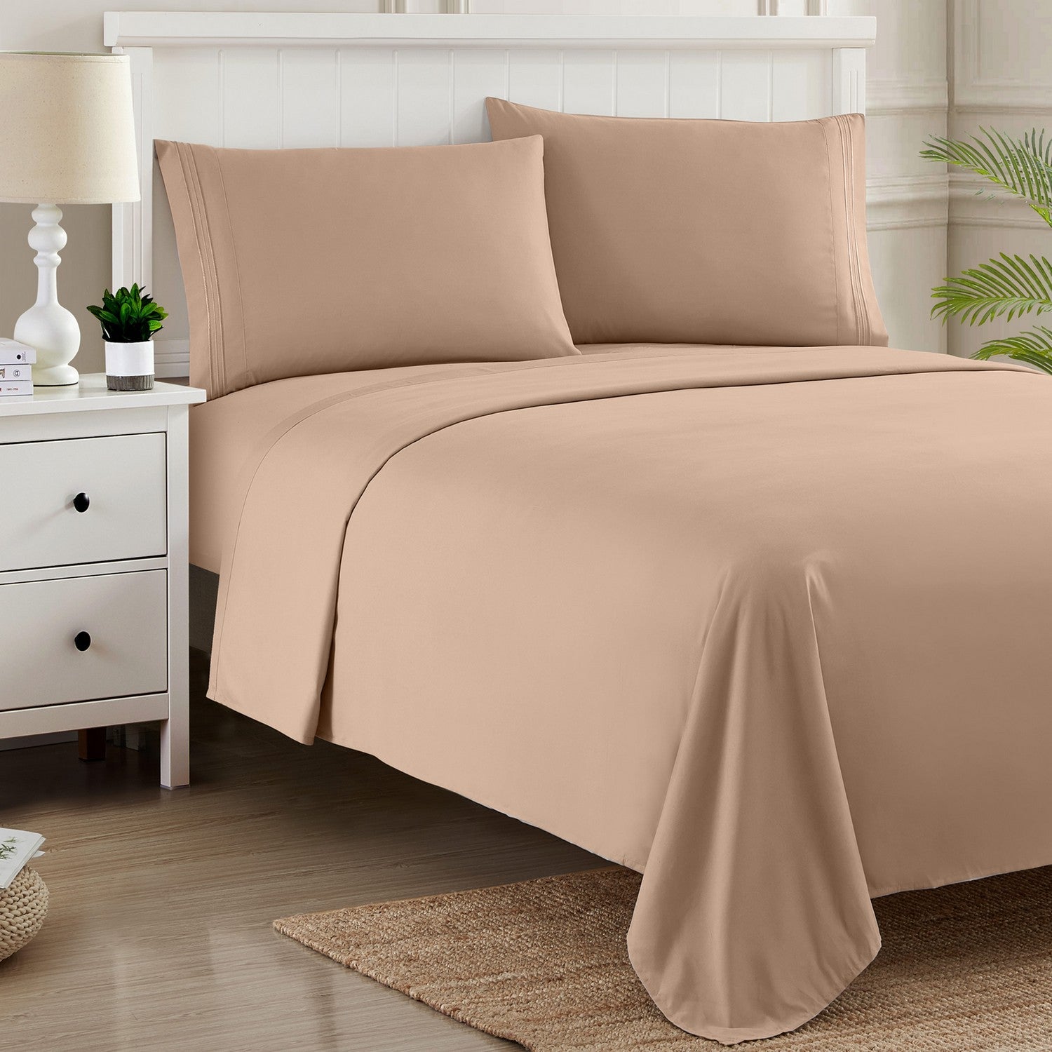 Classic 4-Piece Bed Sheet Set (Taupe) - Bed 2