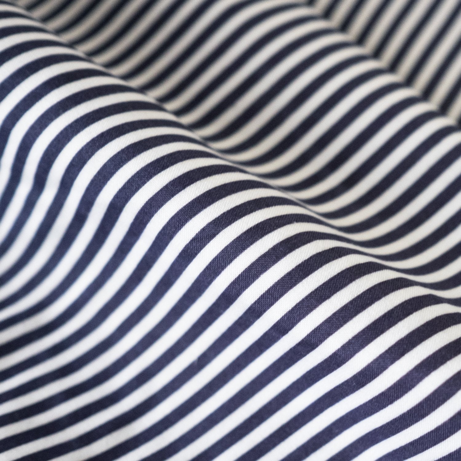 Deluxe 6-Piece Bed Sheet Set (Loft Classic Stripe Navy) - Fabric
