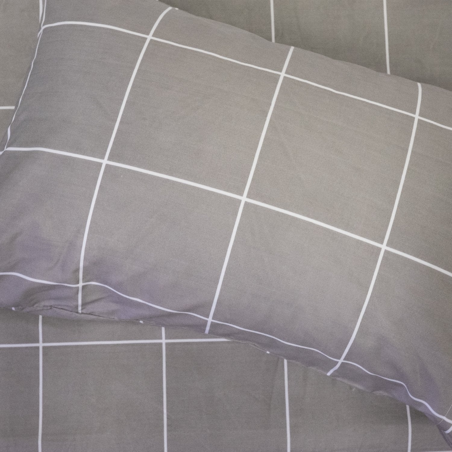 Deluxe 6-Piece Bed Sheet Set (Loft Window Pane Gray) - Top