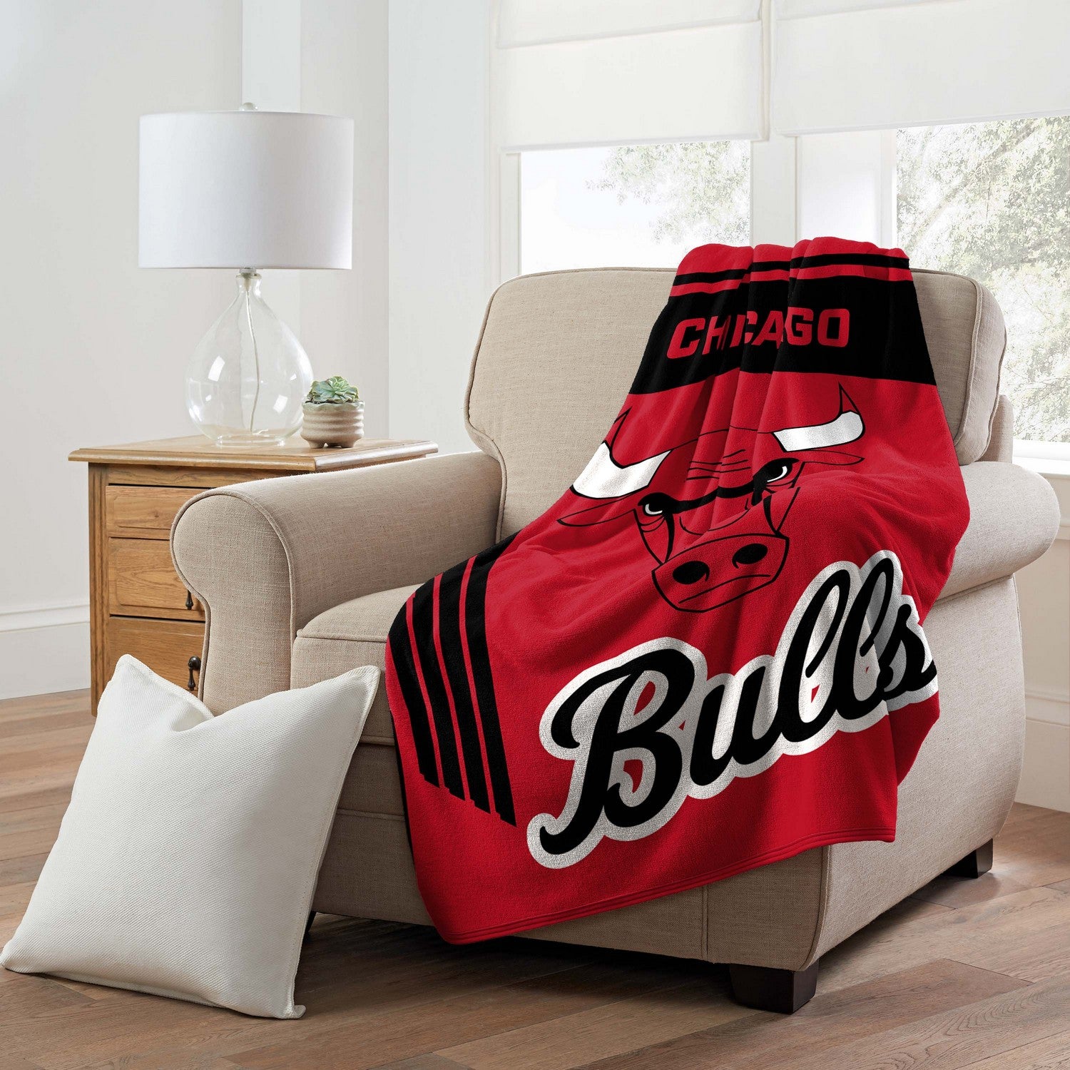 NBA Microfiber Throw Blanket Chicago Bulls Couch