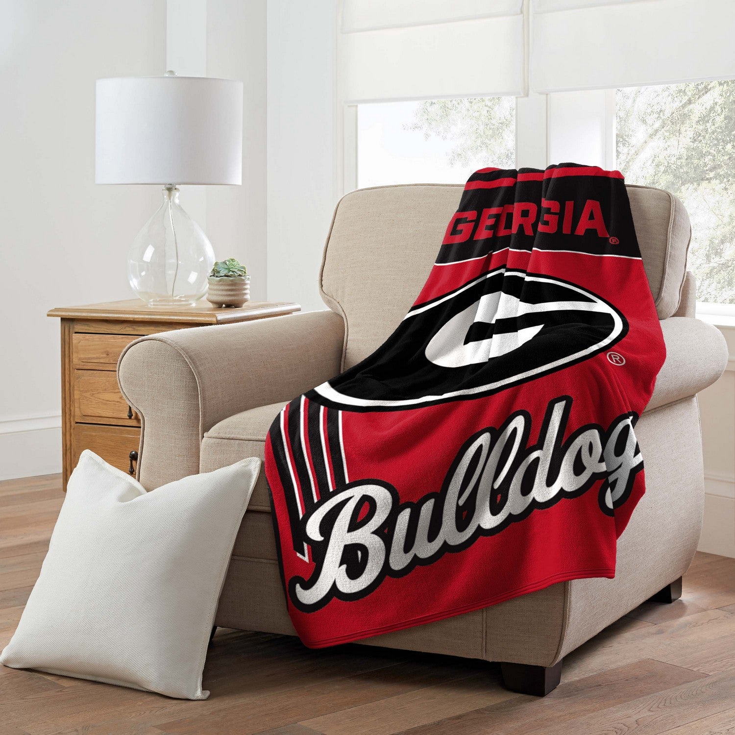 NCAA Raschel Throw Blanket Georgia Bulldogs Couch
