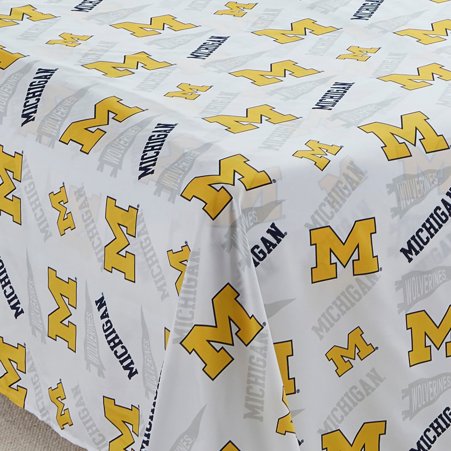 NCAA Sheet Set Michigan Wolverines Zoom