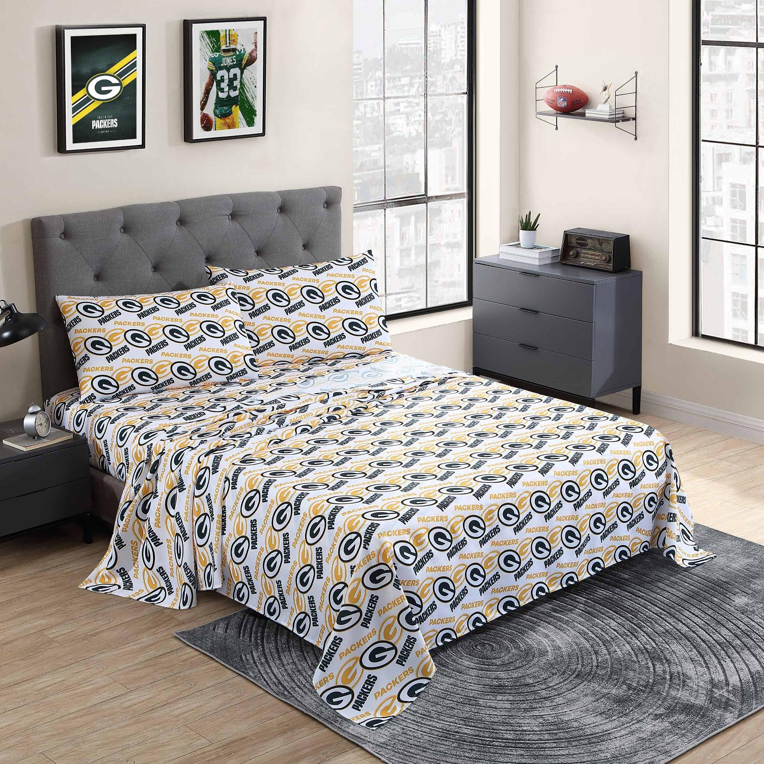 Green Bay Packers NFL Officially Licensed 4-Piece Sheet Set - Bed